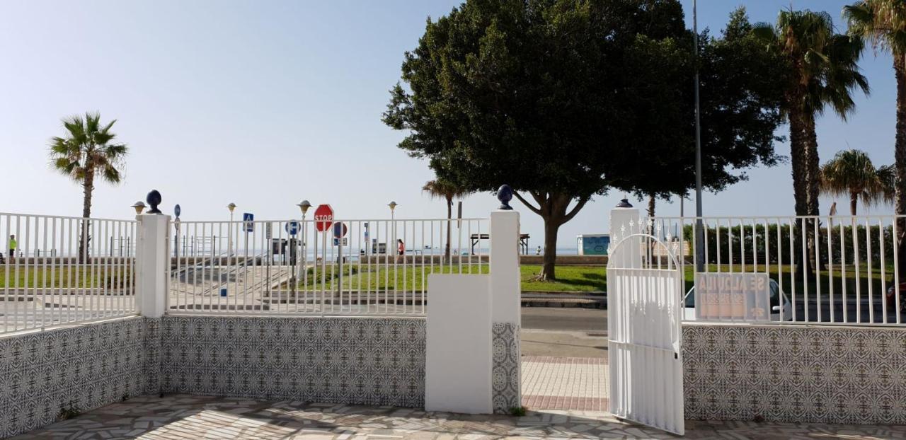 Casa 1ª Linea Paseo Maritimo Torre Del Mar Leilighet Eksteriør bilde