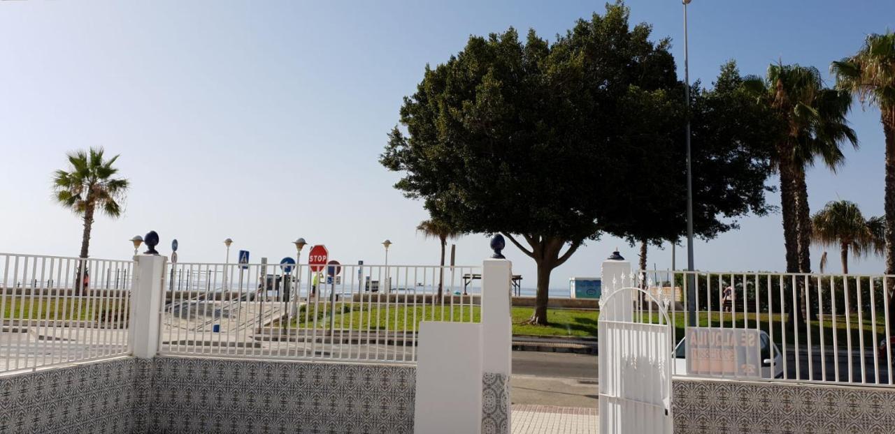 Casa 1ª Linea Paseo Maritimo Torre Del Mar Leilighet Eksteriør bilde