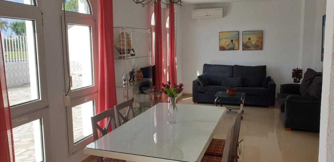 Casa 1ª Linea Paseo Maritimo Torre Del Mar Leilighet Eksteriør bilde